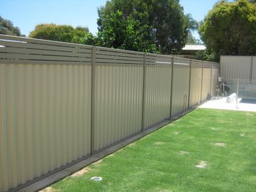 Colorbond Fence Panel with 300mm SLAT Inserts