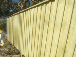 Lapped and Capped Timber Fencing