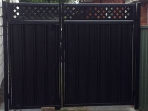 Colorbond Gate with Lattice Inserts