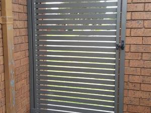 Aluminium Horizontal Slat Gate